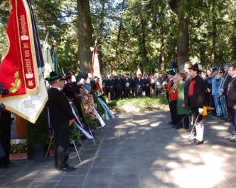 2015_Meran_Bezirk Gedenkfeier Soldatenfriedhof 7