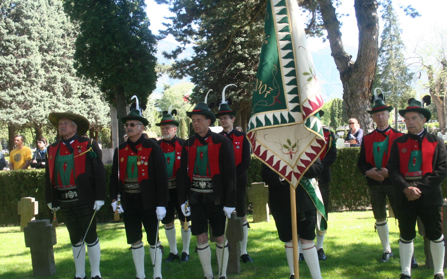 2015_Meran_Bezirk Gedenkfeier Soldatenfriedhof 9