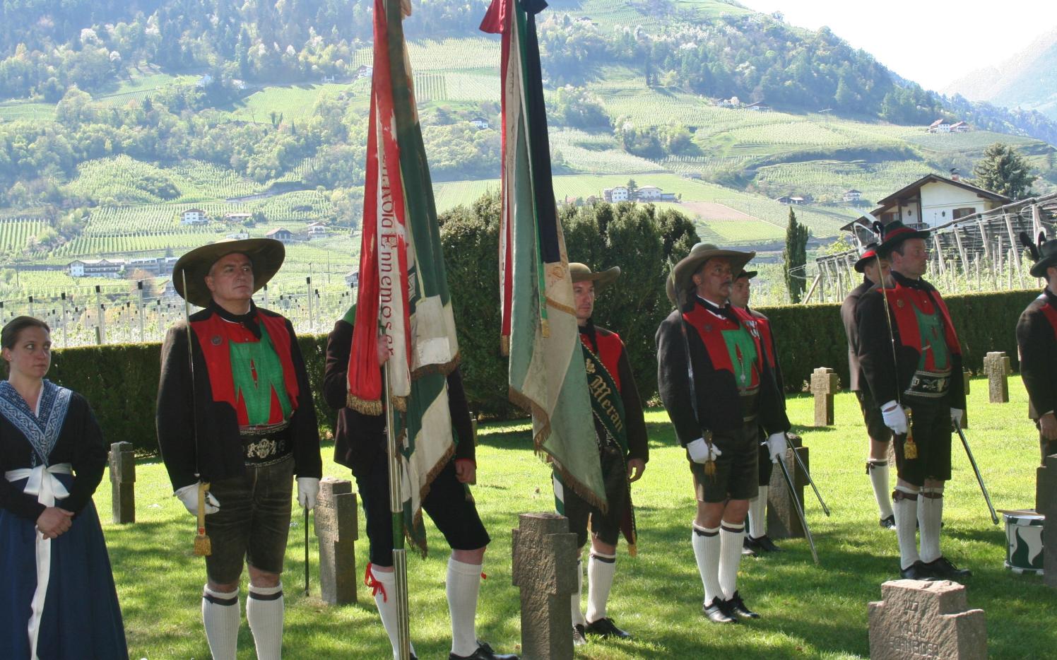 2015_Meran_Bezirk Gedenkfeier Soldatenfriedhof 10