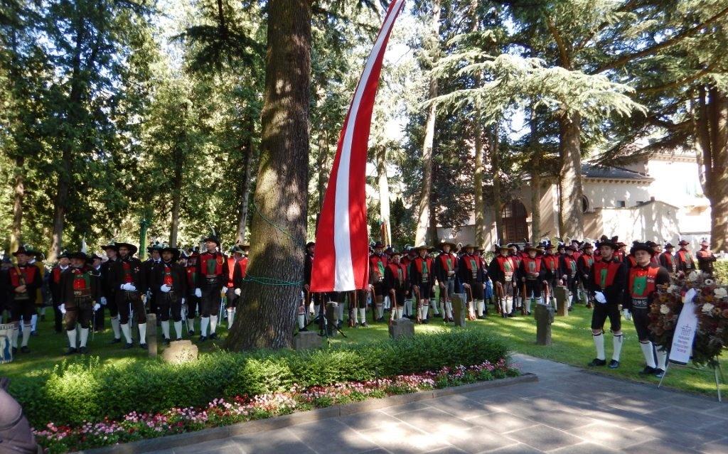 2015_Meran_Bezirk Gedenkfeier Soldatenfriedhof 15