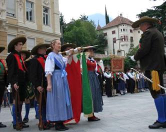 2015_Meran_Herz Jesu Prozession Berg Feuer (3)