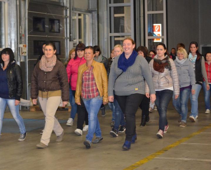 2015_Algund Bezirk_Exerzieren Marketenderinnen Trommler Tamperer (3) (Andere)