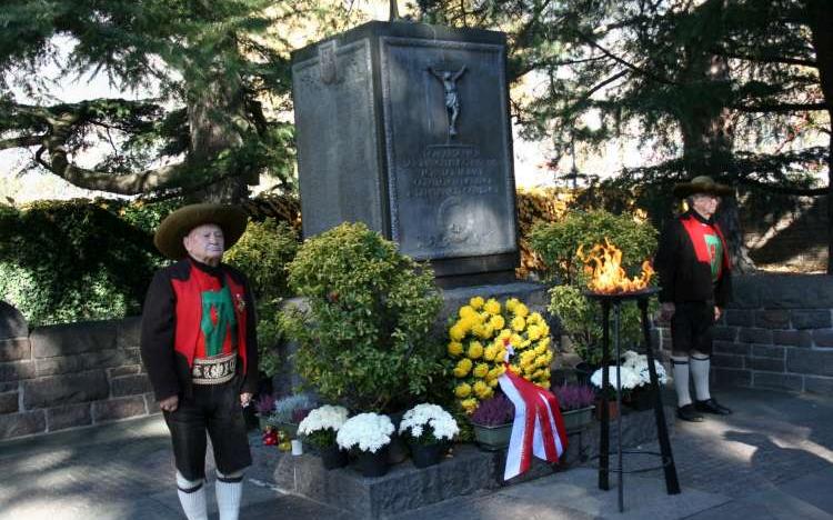 2015_Meran_Gefallenen Gedenken Soldatenfriedhof (11)
