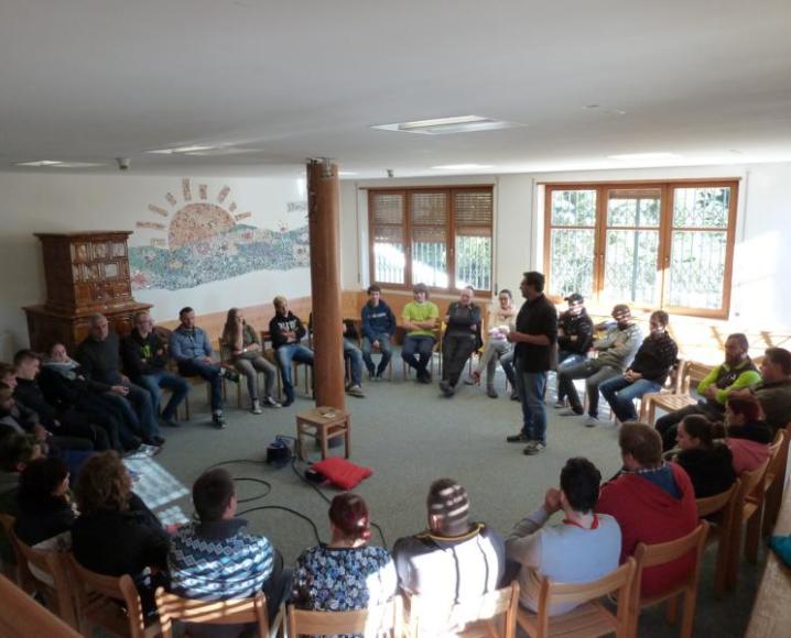 2016_Vigiljoch Lana Bezirk_Bezirkslehrgang Neumitglieder Seminar Fortbildung Burggrafenamt Passeier 013