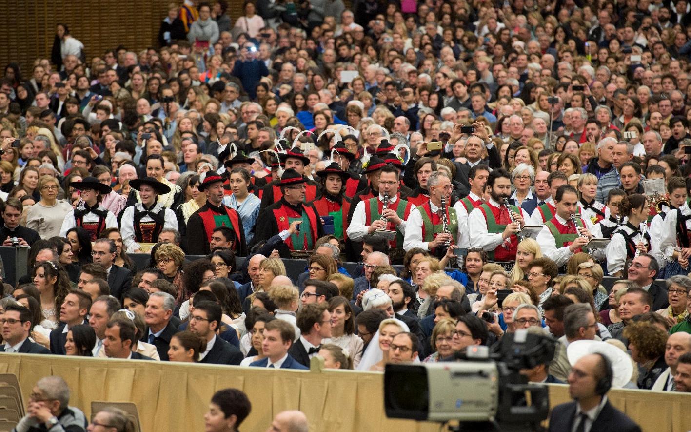 2016_algund-vatikan-rom_vatikan-rom-petersdom-papst-audienz-3