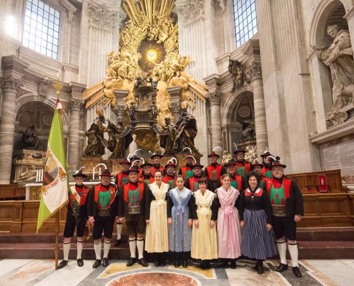 2016_algund-vatikan-rom_vatikan-rom-petersdom-papst-audienz-5