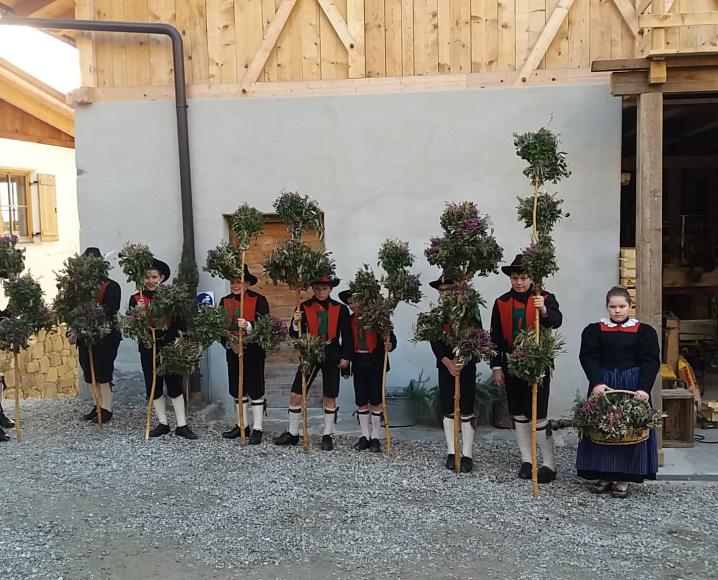 2018_Partschins_Palmbuschen-Tradition in Partschins 1