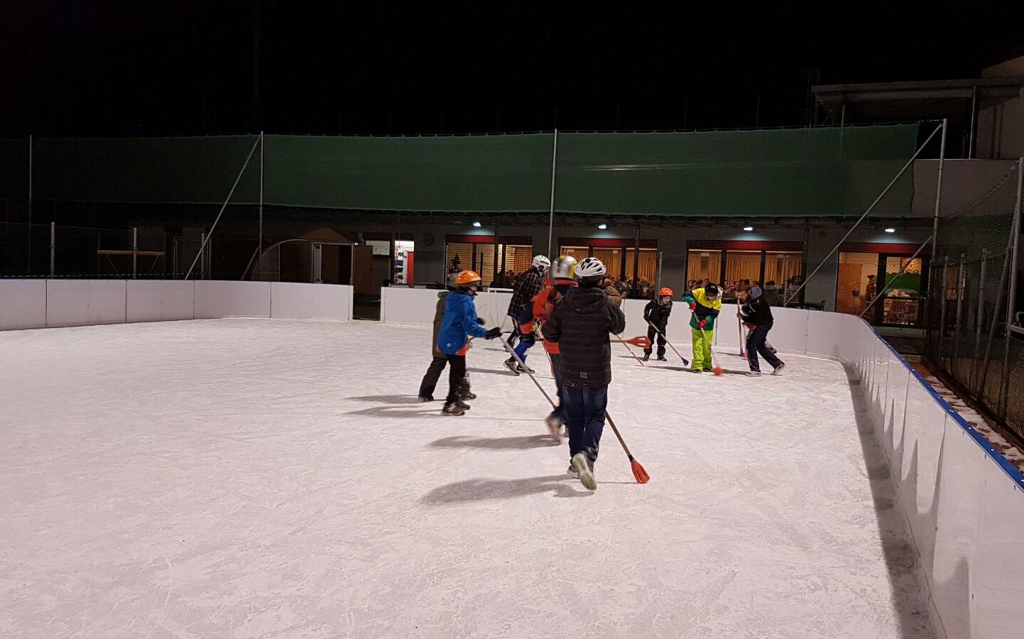 2018_Partschins_Broomball 02