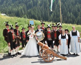 2018_Walten_Schützenhochzeit Franziska Norman (1)